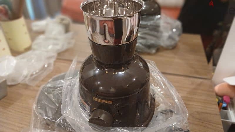 mixer grinder 1