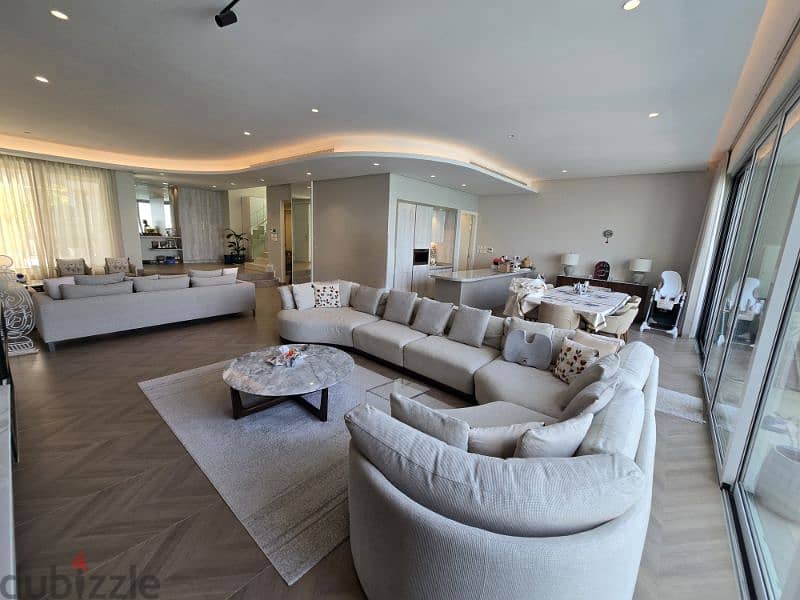 3+1 maid room Entirely sea view Beach access with GT 5