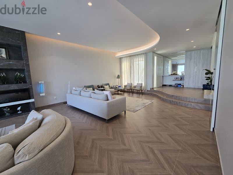 3+1 maid room Entirely sea view Beach access with GT 9