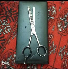 Thinning scissors 0