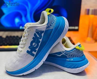 HOKA ONE ONE Carbon X Original like new content  Size Us-6/Euro-37.5