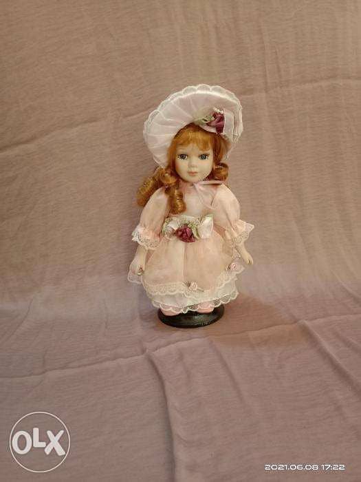 Collectible porcelain doll 2