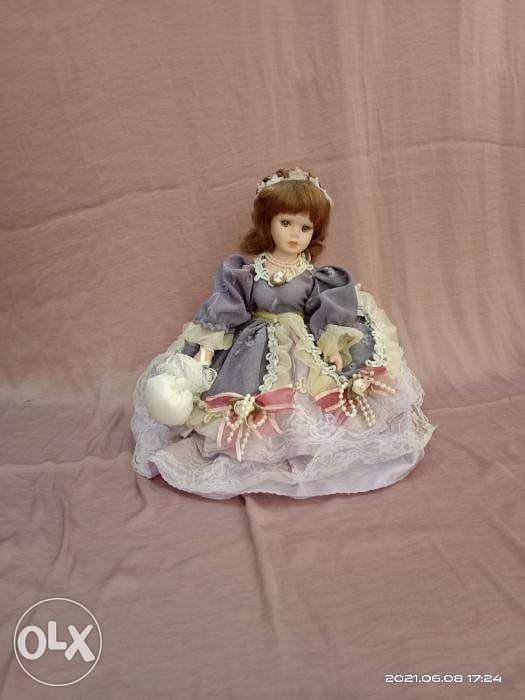 Collectible porcelain doll 2