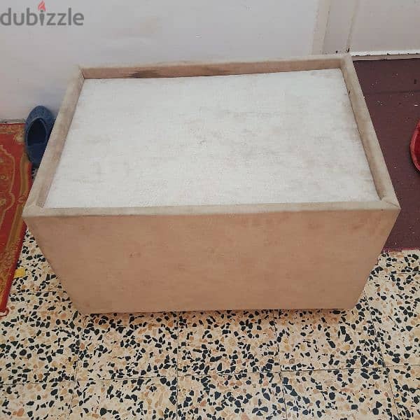 Call (36216143) Coffee table in perfect condition 3BD Only 3