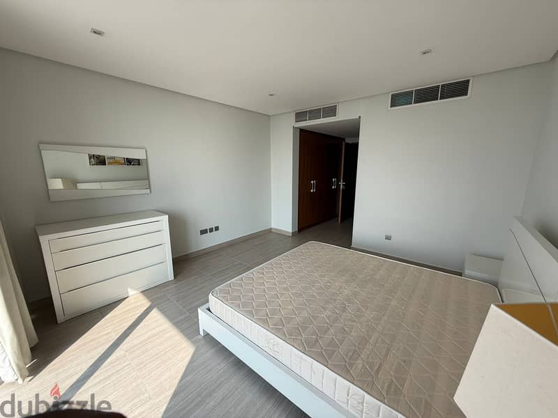 Luxury Sea & Highway View Apartments for Rent - Fully Furnished 15
