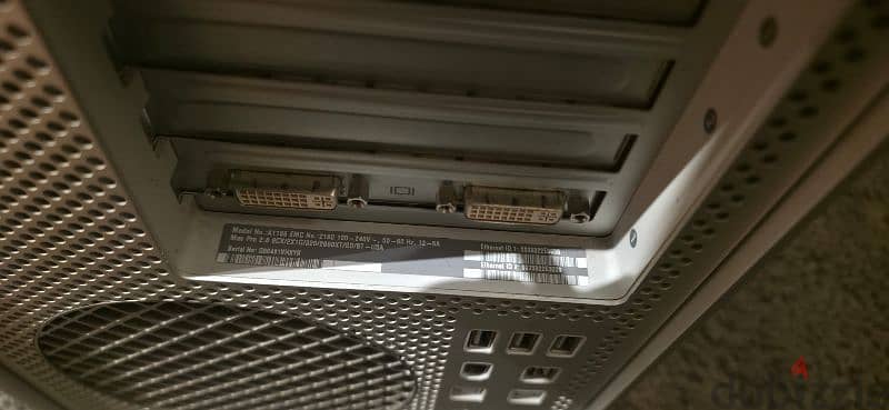 Apple Cinema Display (A1081) & Power Mac G6. 4