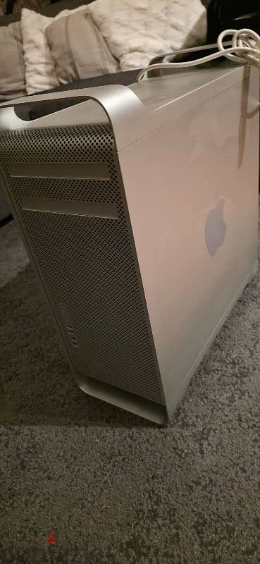 Apple Cinema Display (A1081) & Power Mac G6. 6