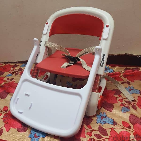 Call (36216143) Giggles Baby Booster in Perfect condition 3BD Only 1