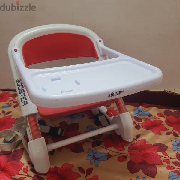 Call (36216143) Giggles Baby Booster in Perfect condition 3BD Only 2