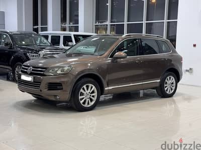 Volkswagen Touareg 2012 Brown