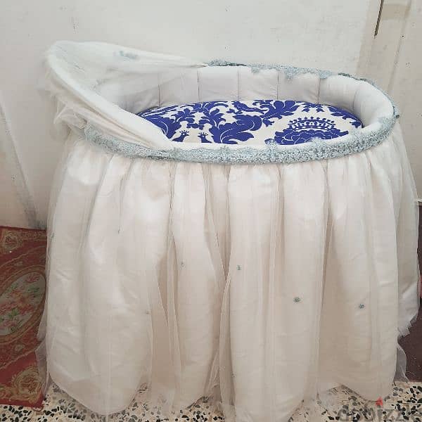 Call (36216143) Baby Bed Bassinet Crib in good condition 5BD Only 5