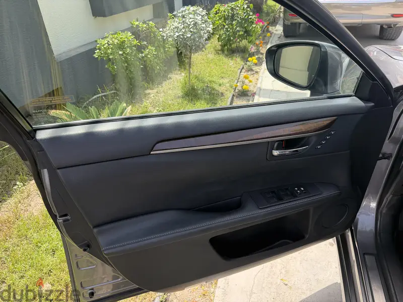 لكزس ES 350 Model 2015406103039170334725