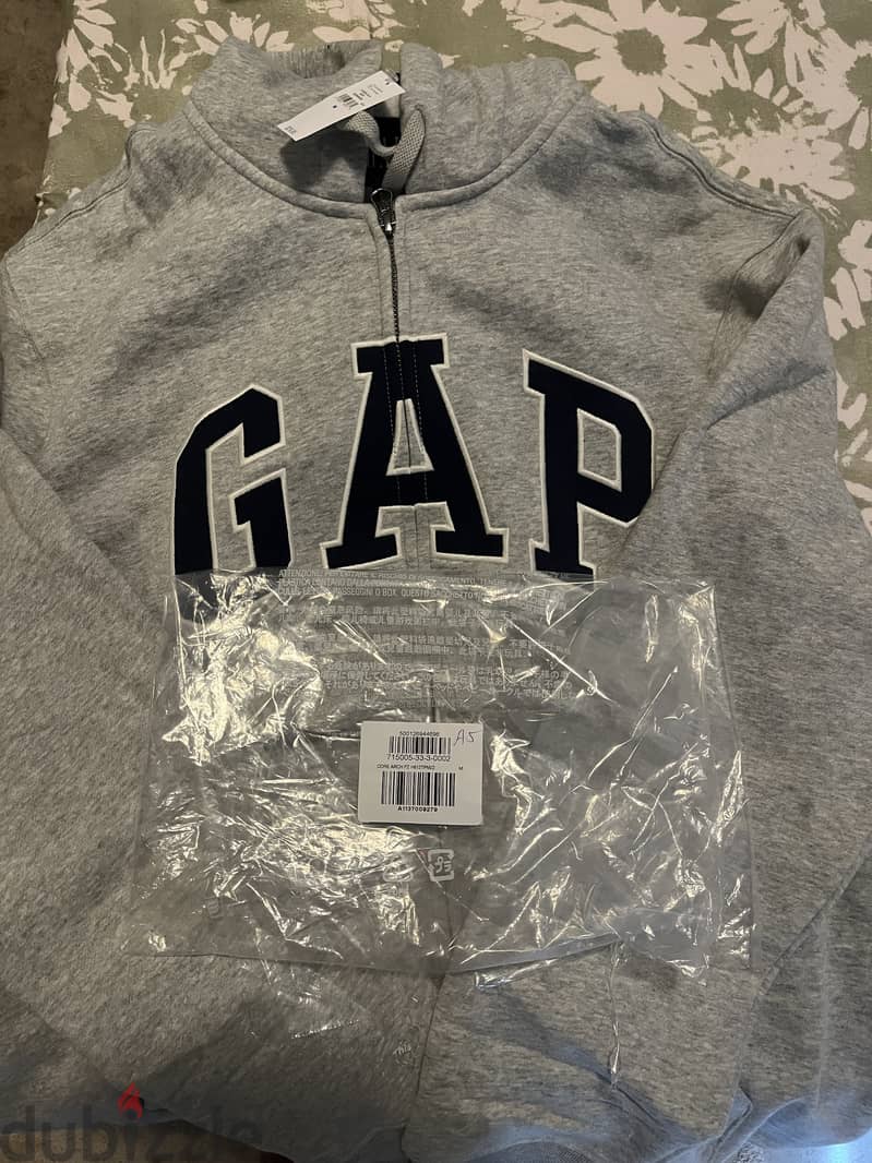 GAP Fleece Hoodie Grey (Brand New) 4