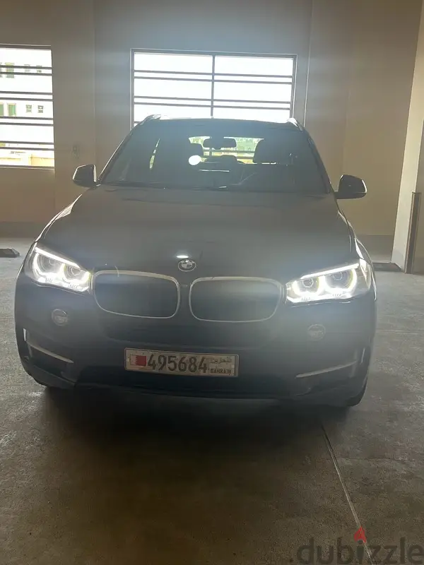 BMW 5-Series 2016407112430733895684