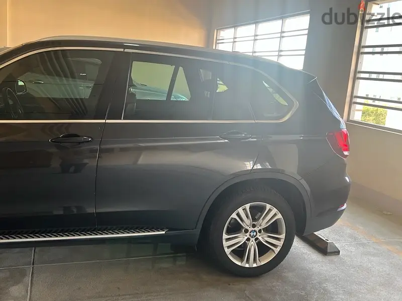 BMW 5-Series 2016407112430733895686