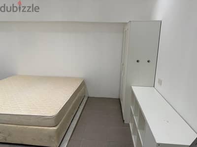 Fully furnish studio flat