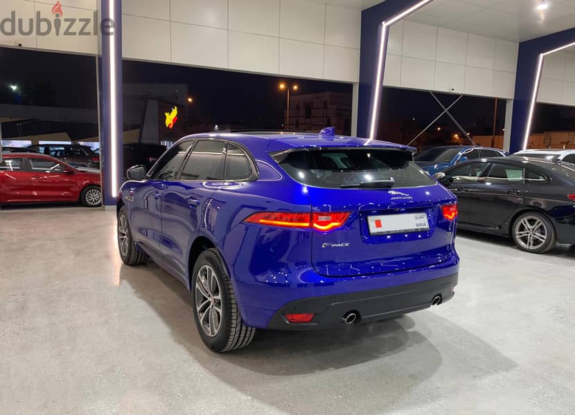Jaguar F-PACE 2