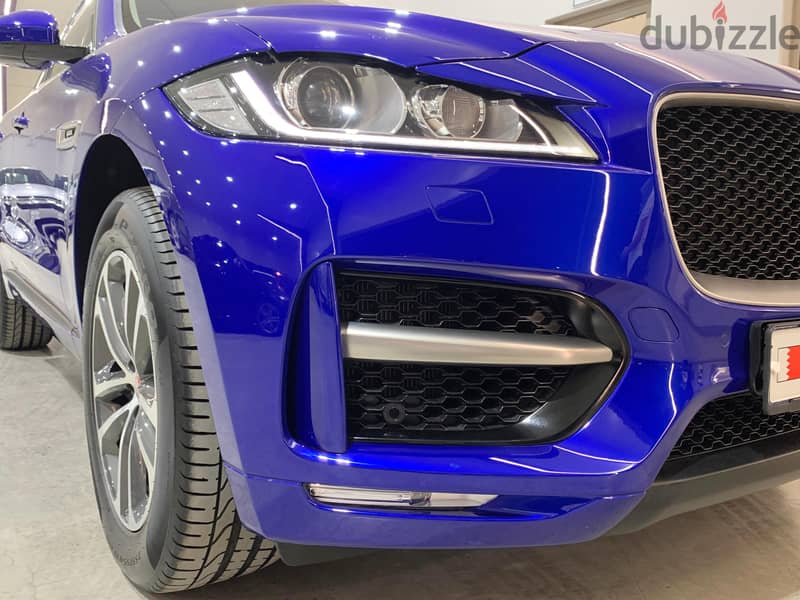 Jaguar F-PACE 6