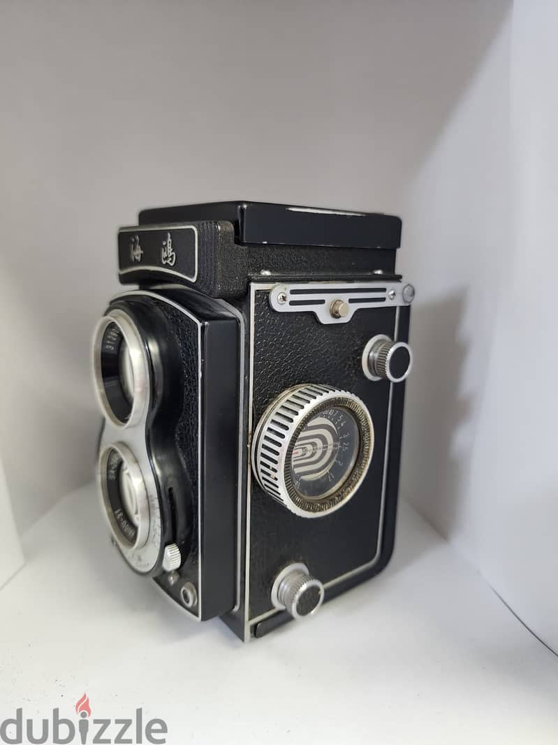Seagull 4A Twin-Lens Reflex (TLR) 2