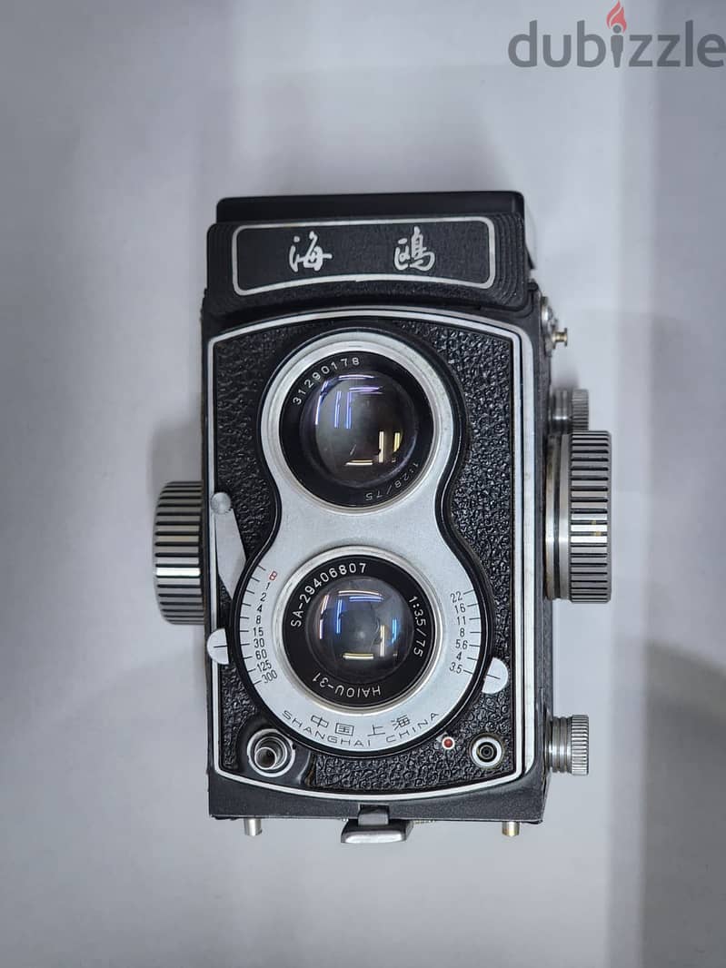 Seagull 4A Twin-Lens Reflex (TLR) 4