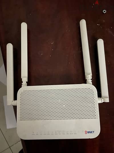 For Sale: BNET WiFi Router (Like New Condition)