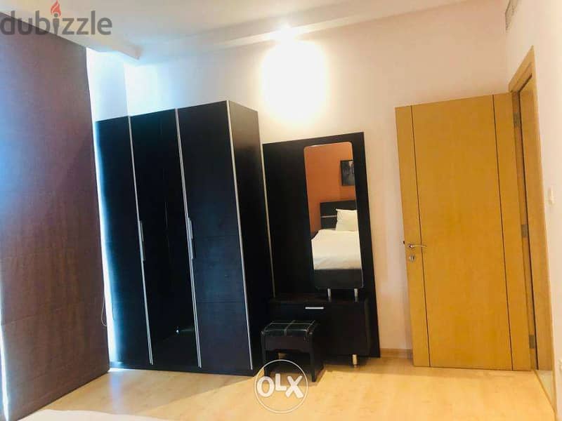 Expat can buy 2 bedrooms flat on higher floor with balcony for 50k 6