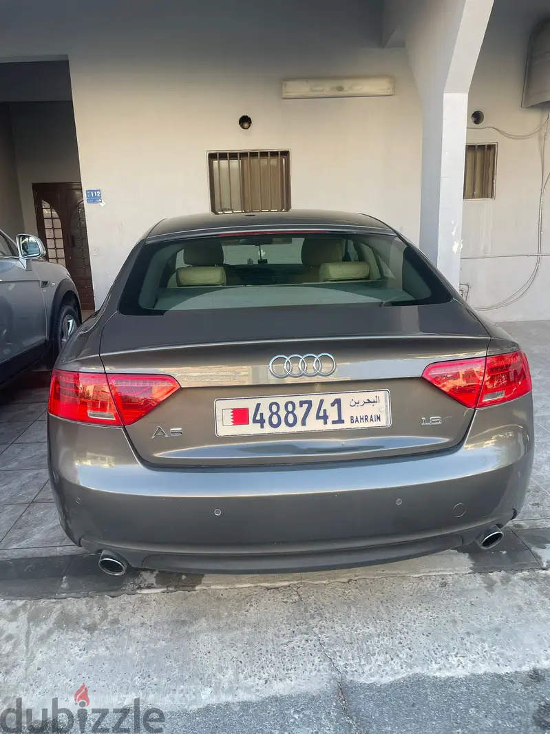 Audi A5 2015416439923083857921