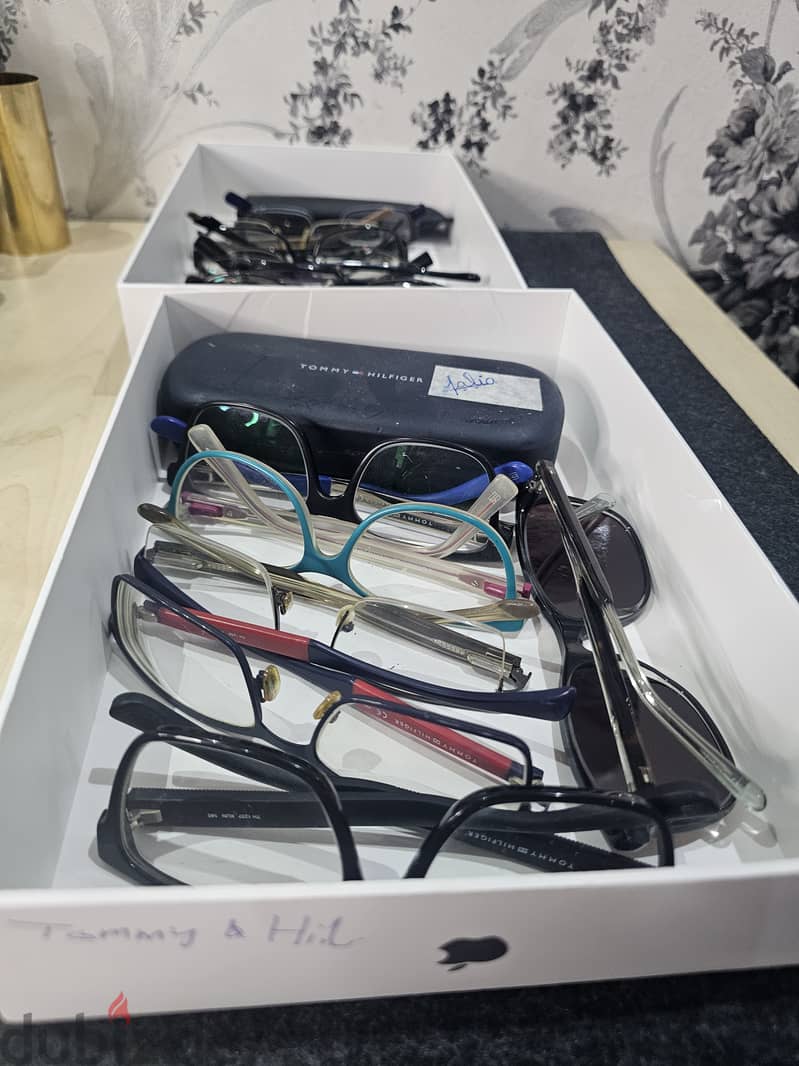 Featured Brands:  Fendi   Tom Ford Lacoste  Ferrari & Merc 18