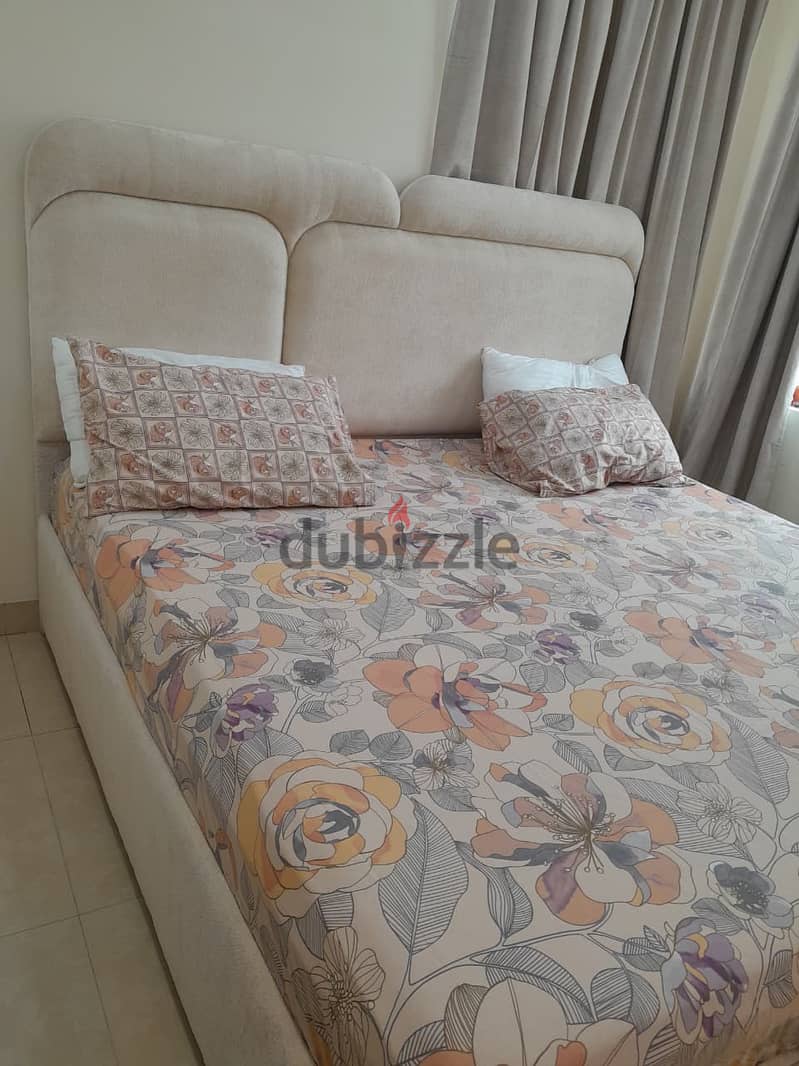  **Stylish Designer Bed with Premium Medicated Mattress – Only 135 5