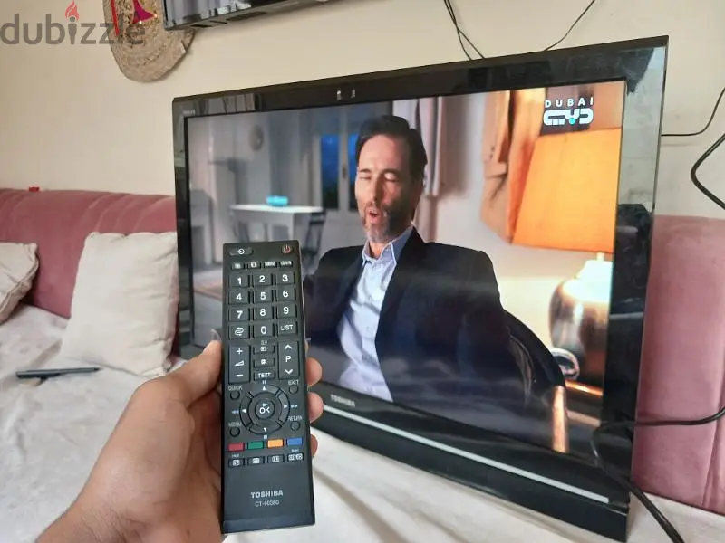 Very clean TV with original clear display, 40 inches