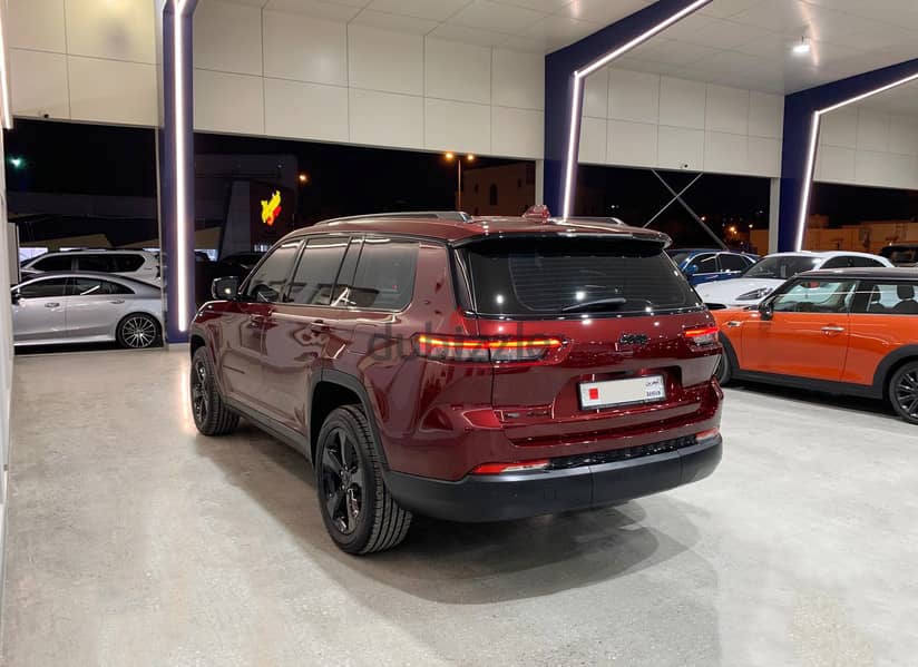 Jeep Grand Cherokee L 2