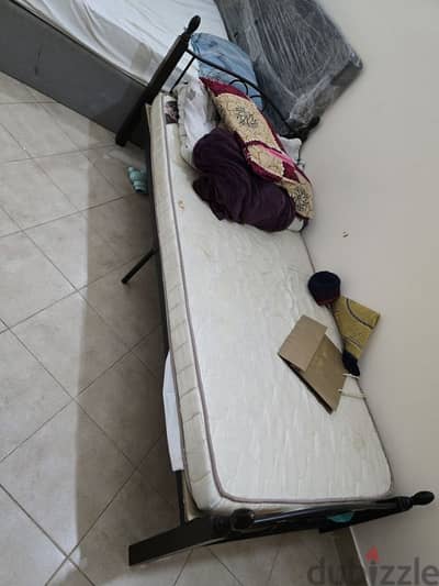single bed with mattress