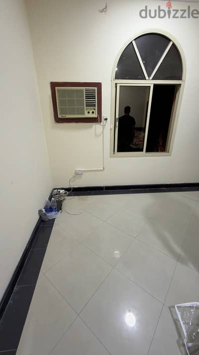 Bed Space Available (For 2 Bachelor Muslim Pakistani Boys Only)
