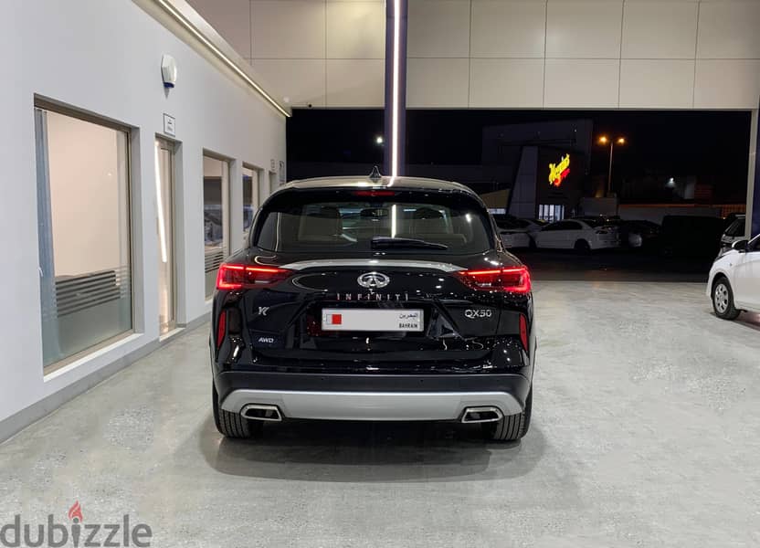 Infiniti QX50 4