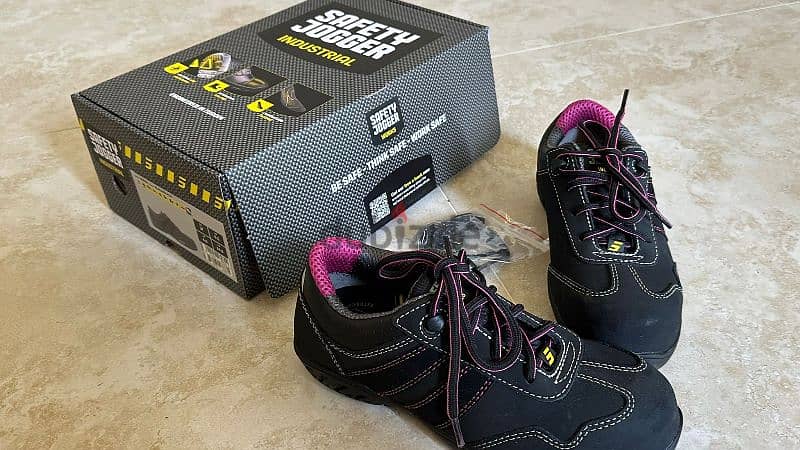 safety shoes 1