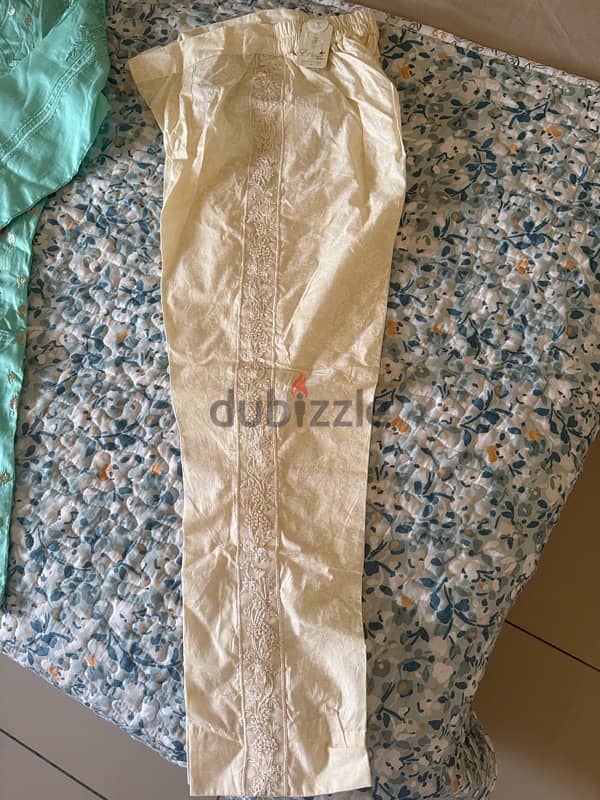 Embroidered 3 Piece Suit (XS) 1