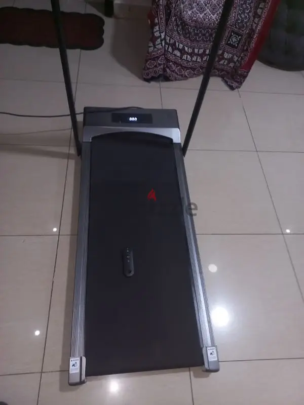 لوحة مشي مع جهاز تحكم أصلي
