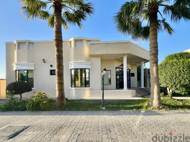 Furnished 4BR Compound Villa | Janabiya | Garden & Patio 13