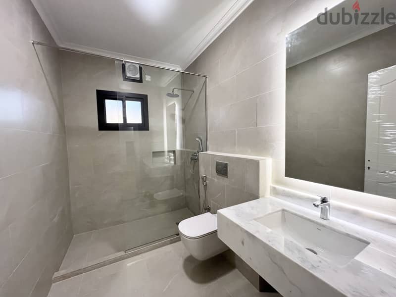 Furnished 4BR Compound Villa | Janabiya | Garden & Patio 11