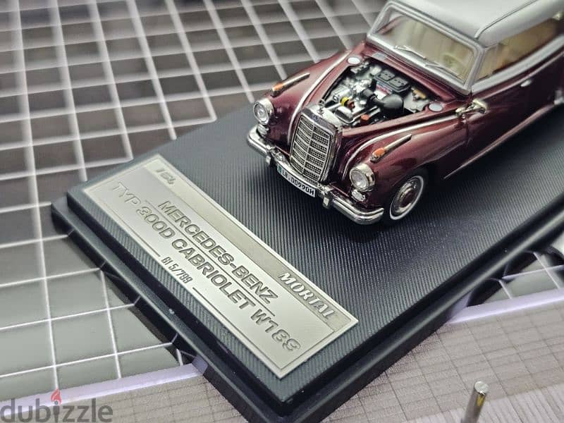 Mercedes-Benz 300d Cabriolet (W189)  Scale: 1:64 4