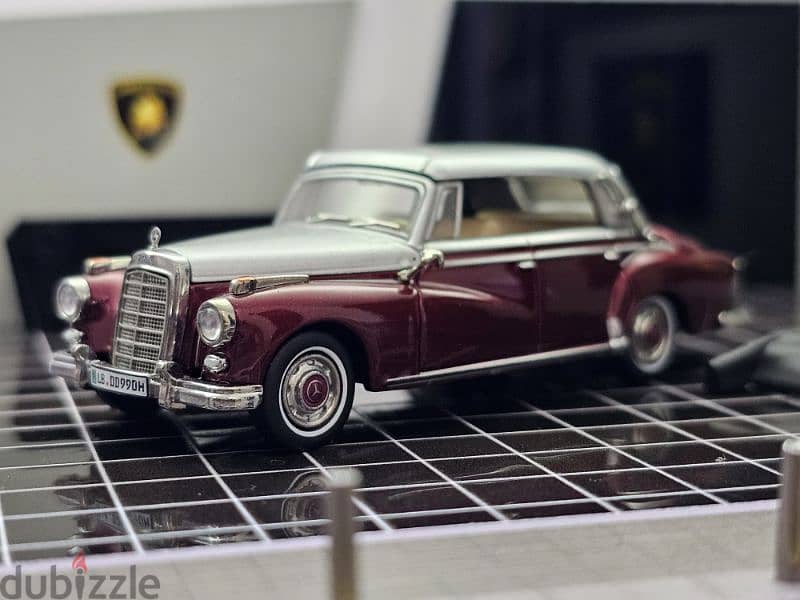 Mercedes-Benz 300d Cabriolet (W189)  Scale: 1:64 5