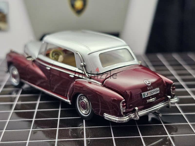 Mercedes-Benz 300d Cabriolet (W189)  Scale: 1:64 7