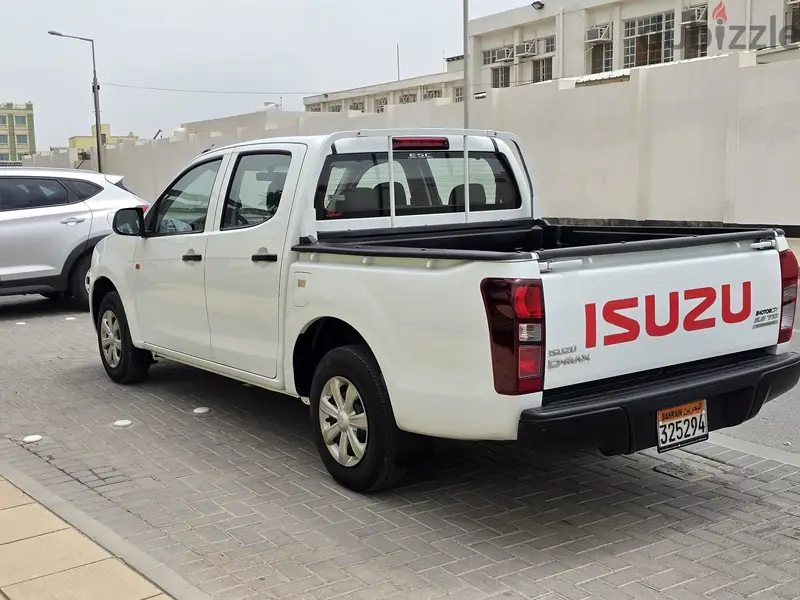 ايسوزو دى ماكس 20214243386059672883212