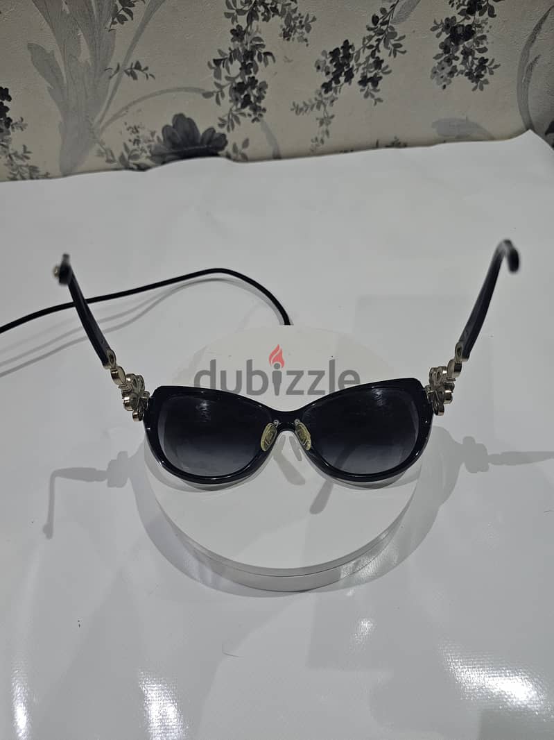 Bvlgari Limited Edition Crystal Flower Sunglasses Black 2