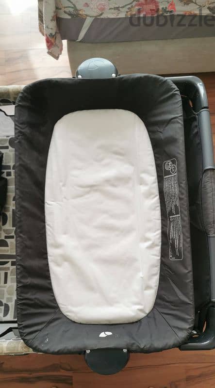 Joie Baby Travel Cot & Changing Station 5