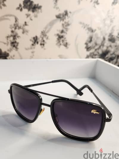 LACOSTE sunglasses OG used نظارات مستعمله اصلية