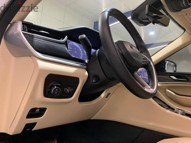 Jeep Grand Cherokee 2022 Limited 17
