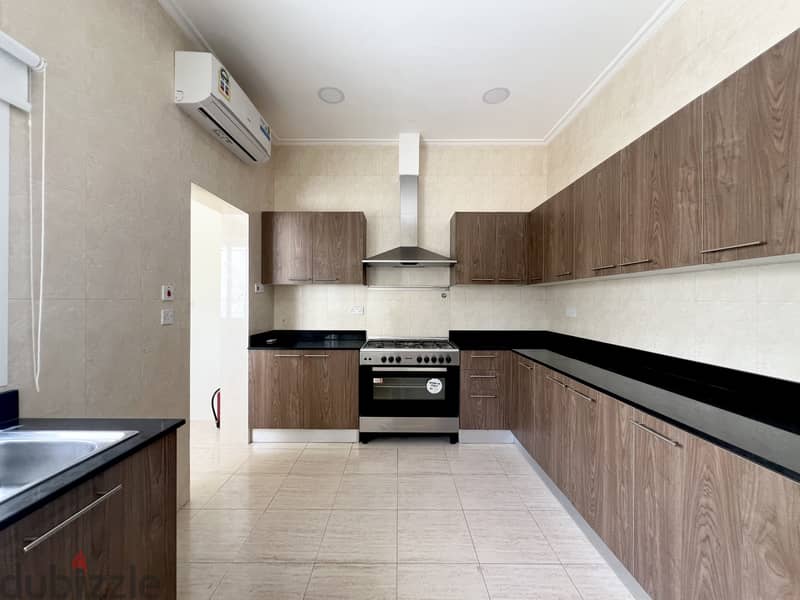 3BR Villa | Hamala | Private Garden | Walk to BSB 5