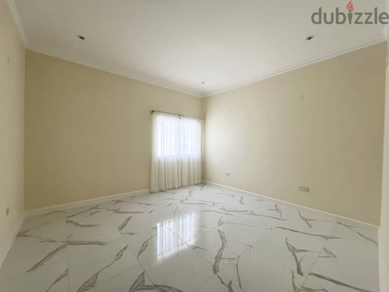 3BR Villa | Hamala | Private Garden | Walk to BSB 9