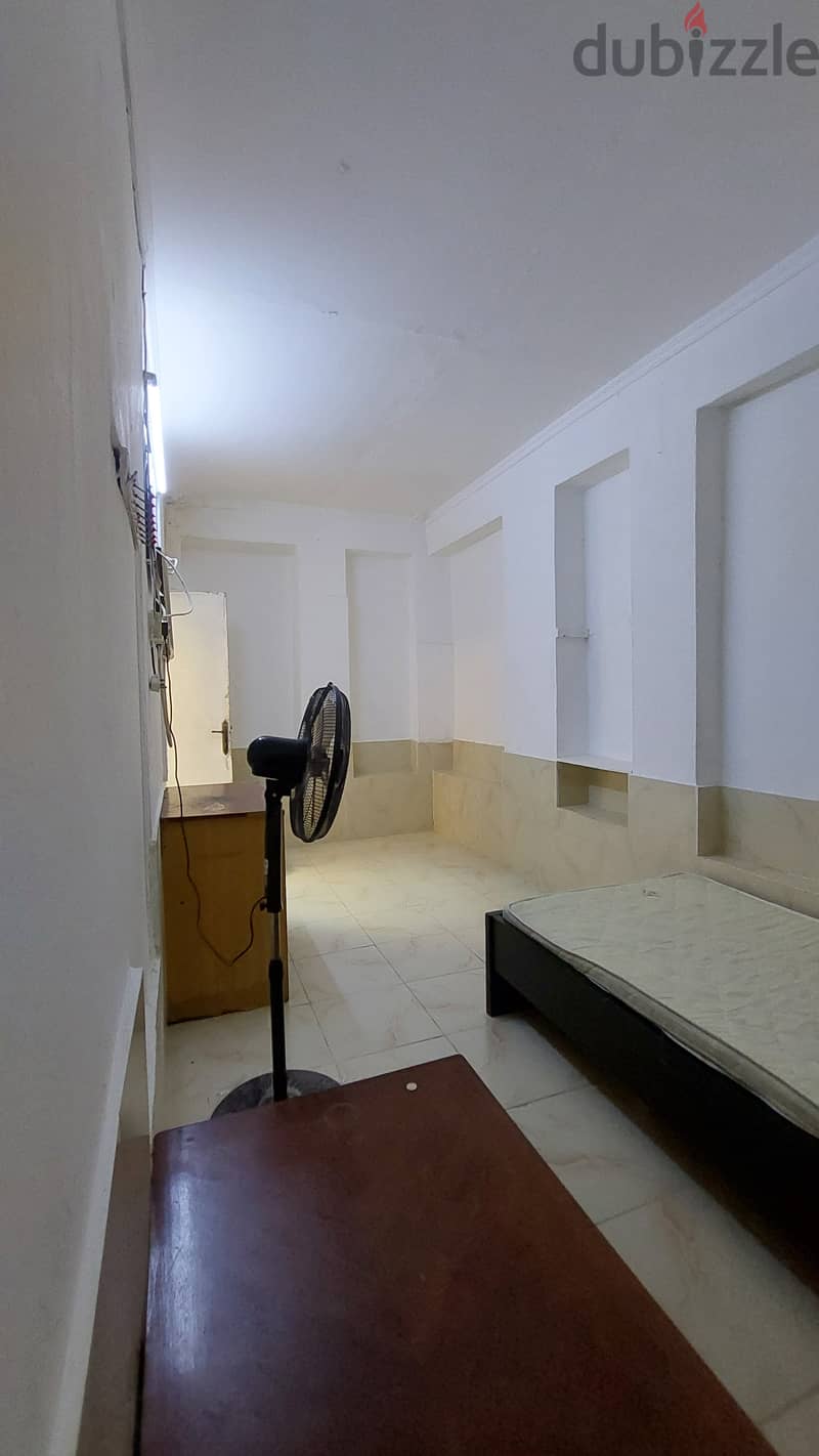 Room for rent behind kfc al hoora 4